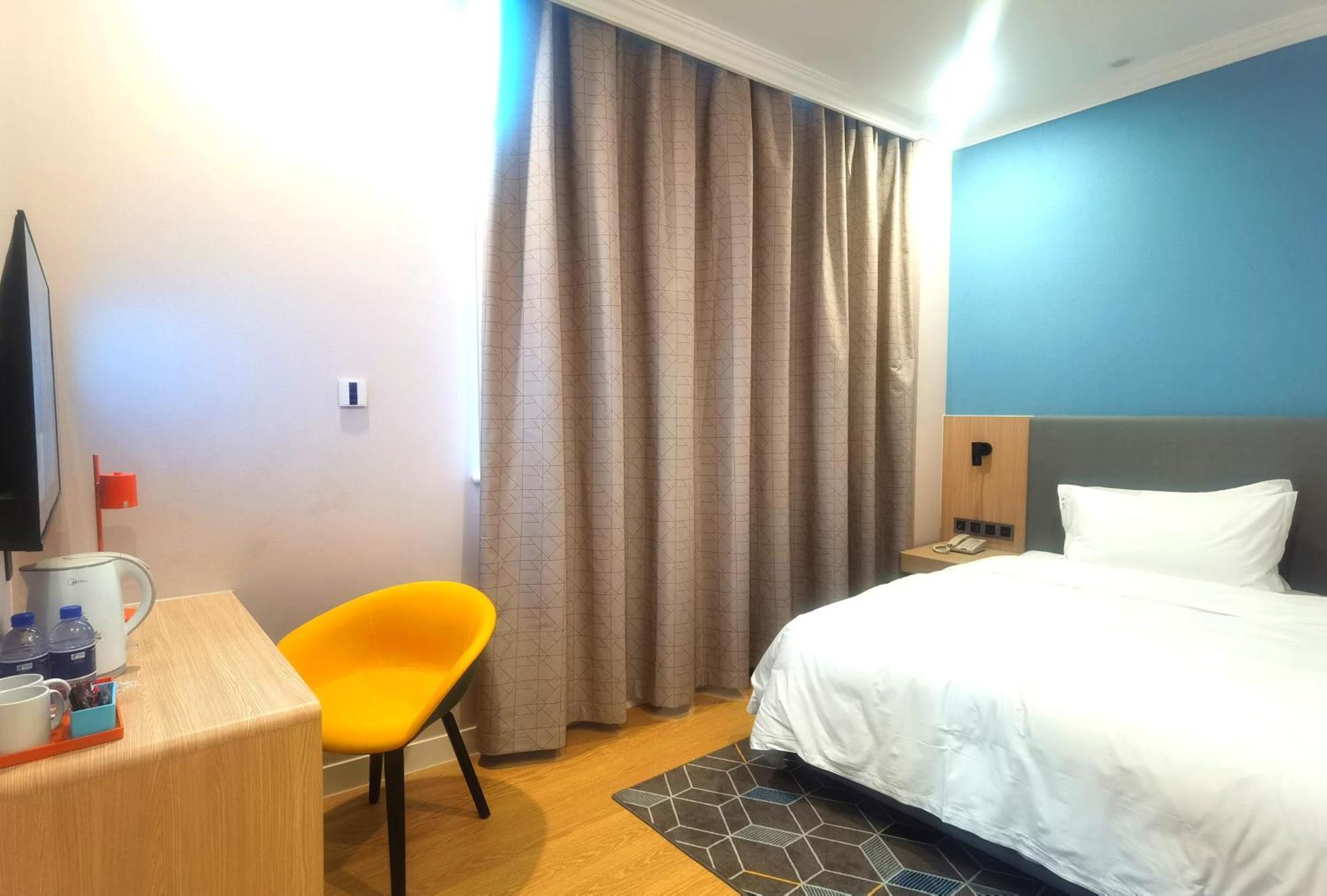 Holiday Inn Express Chengdu Tianfu Square By Ihg - Chunxi Road And Kuanzhai Alley المظهر الخارجي الصورة