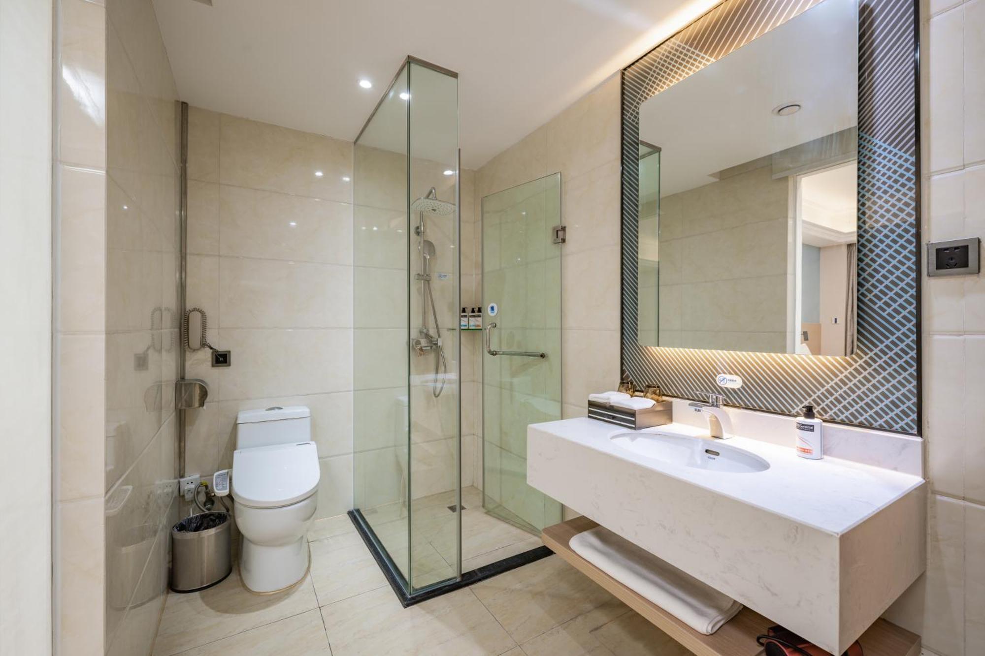 Holiday Inn Express Chengdu Tianfu Square By Ihg - Chunxi Road And Kuanzhai Alley المظهر الخارجي الصورة