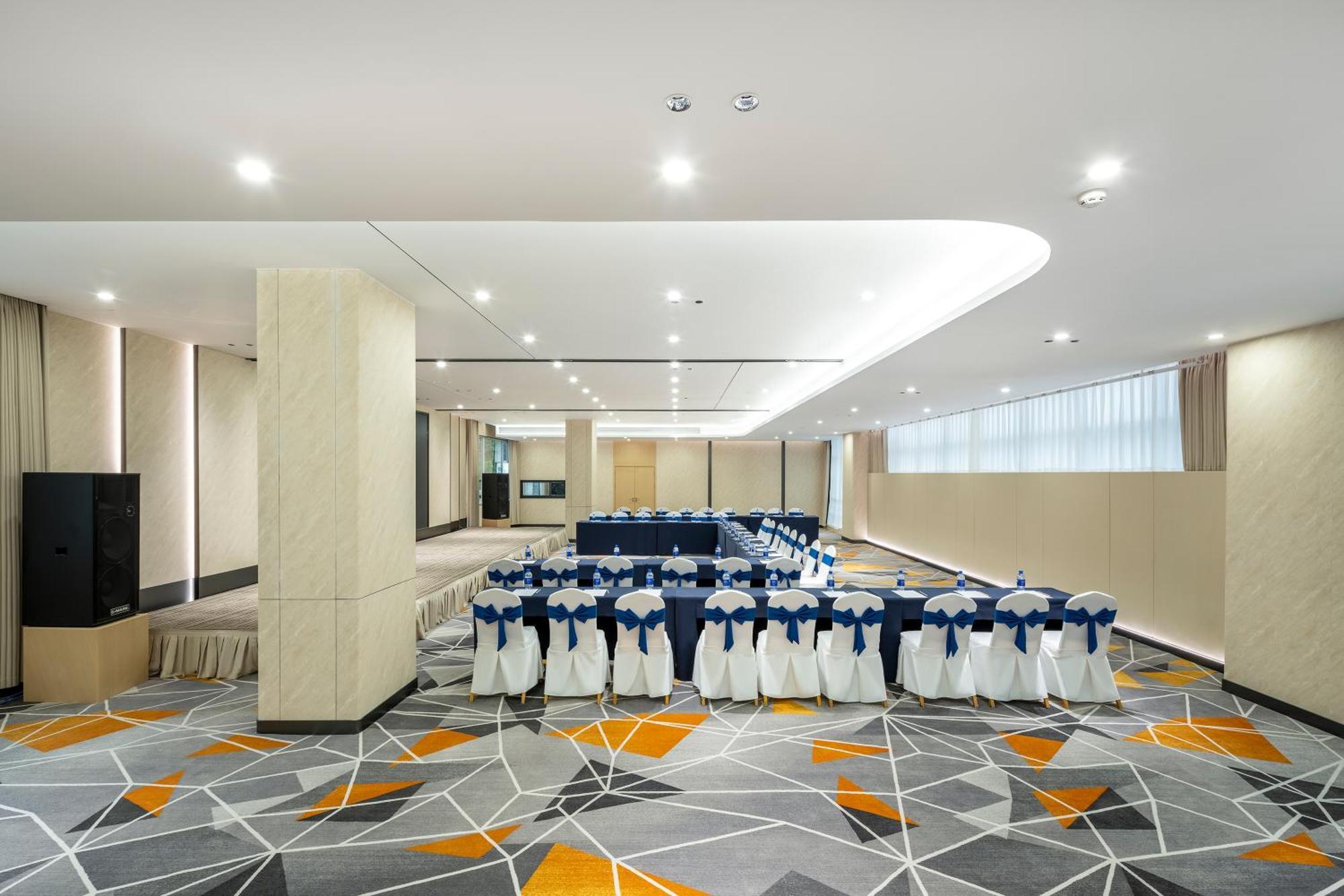 Holiday Inn Express Chengdu Tianfu Square By Ihg - Chunxi Road And Kuanzhai Alley المظهر الخارجي الصورة